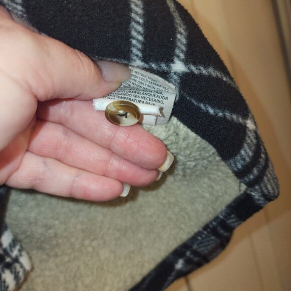 Sage Shacket Womens XL Flannel Plaid Super Plush Sherpa Lined Fleece cabincore - Picture 6 of 10